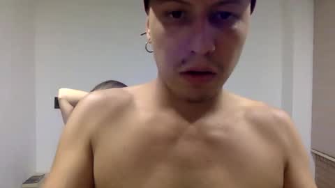 andyzuzka online show from September 10, 2025, 12:32 am