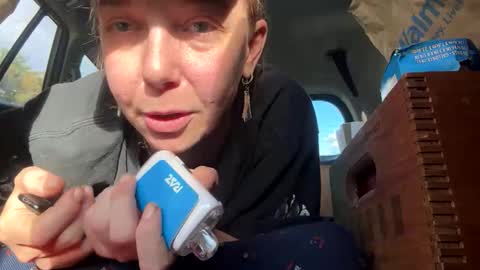 Snapshot of aneoakley chatting on October 24, 2025, 7:54 pm aneoakley online show from October 24, 2025, 7:54 pm