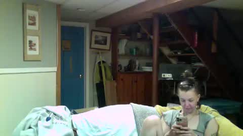 Snapshot of aneoakley chatting on November 11, 2025, 7:30 am aneoakley online show from November 11, 2025, 7:30 am