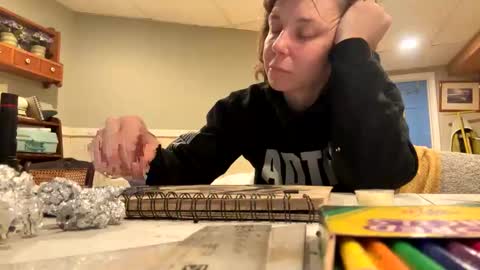 Snapshot of aneoakley chatting on November 15, 2025, 11:32 pm aneoakley online show from November 15, 2025, 11:32 pm