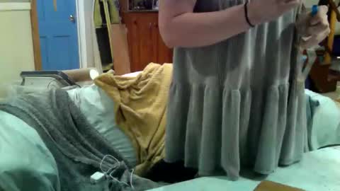 aneoakley online show from November 19, 2025, 9:42 am