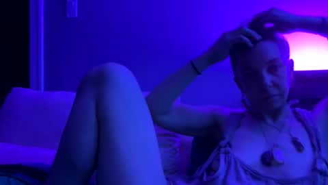 aneoakley online show from January 6, 2026, 8:29 am