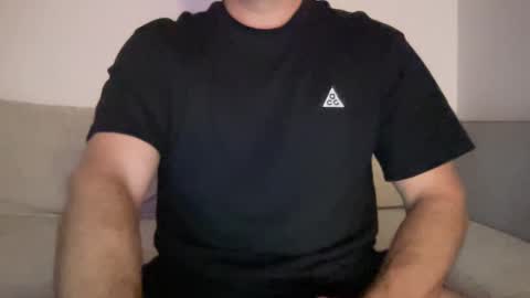 anewsummer online show from September 27, 2025, 7:35 am