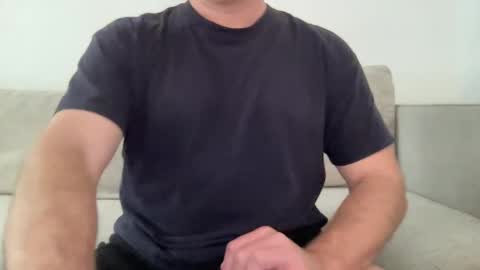 anewsummer online show from November 23, 2025, 10:09 pm