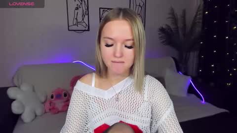 Anfisa online show from October 20, 2025, 7:03 pm