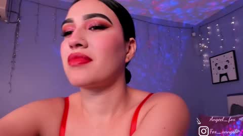 Angel  online show from February 12, 2025, 3:18 am