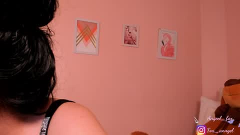 Angel  online show from May 30, 2026, 3:25 am