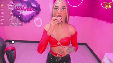 Snapshot of angel21___ chatting on December 18, 2024, 12:43 am Angel21 online show from December 18, 2024, 12:43 am