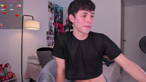 Angel   help me with 100 thumbs up online show from November 10, 2025, 9:14 pm