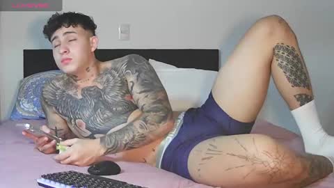 angel_boy01 online show from September 14, 2025, 12:10 am