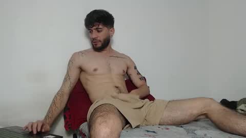 Angel Damons online show from December 5, 2025, 5:09 pm