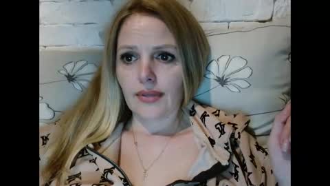 Snapshot of angel_girllovemy chatting on November 28, 2025, 4:31 pm ANGEL online show from November 28, 2025, 4:31 pm