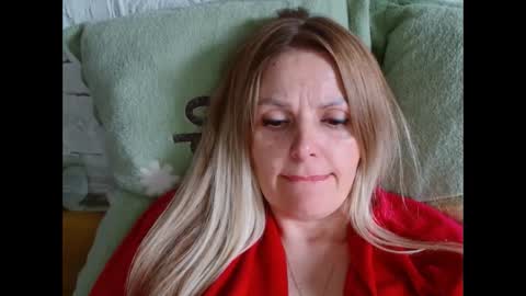 Snapshot of angel_girllovemy chatting on December 15, 2025, 10:08 am ANGEL online show from December 15, 2025, 10:08 am