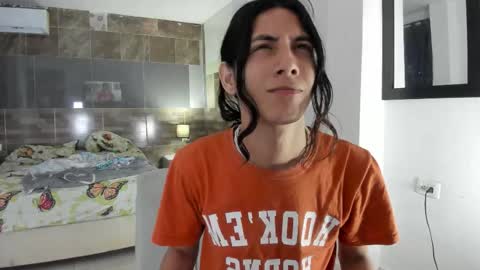 Angel of your dreams online show from November 10, 2025, 8:30 pm