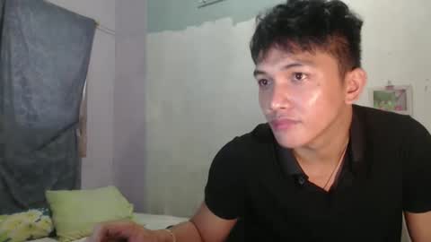 angel_rafael online show from November 26, 2025, 8:48 am