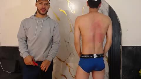 angel_villareal_ online show from February 27, 2026, 5:29 am