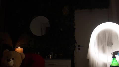 Anysia online show from February 14, 2026, 5:37 am