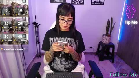 Angela online show from February 13, 2025, 11:58 pm