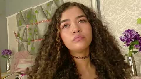 Angela online show from September 16, 2025, 12:28 pm