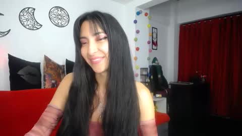 Snapshot of angela_mis chatting on December 11, 2024, 11:54 pm Angela online show from December 11, 2024, 11:54 pm