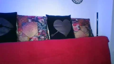 Snapshot of angela_mis chatting on February 4, 2025, 3:54 am Angela online show from February 4, 2025, 3:54 am