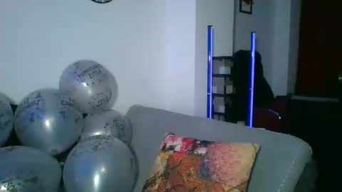 Snapshot of angela_mis chatting on February 21, 2025, 3:34 am Angela online show from February 21, 2025, 3:34 am