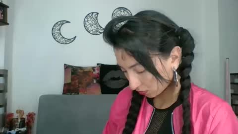 Snapshot of angela_mis chatting on February 28, 2025, 7:56 pm Angela online show from February 28, 2025, 7:56 pm