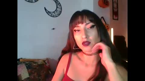 Snapshot of angela_mis chatting on October 16, 2025, 10:33 pm Angela online show from October 16, 2025, 10:33 pm