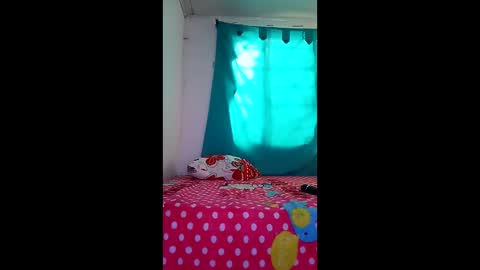 angela_sexxx online show from May 19, 2026, 4:35 pm