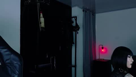 Angela help me reach 100 thumbs up online show from February 11, 2026, 5:29 pm