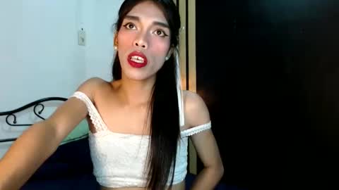 Snapshot of angelamonroe chatting on December 5, 2024, 3:06 pm SENORITA online show from December 5, 2024, 3:06 pm