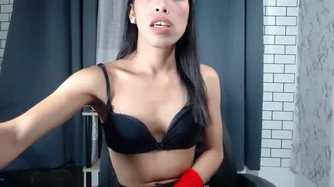 Snapshot of angelamonroe chatting on March 9, 2025, 5:06 pm SENORITA online show from March 9, 2025, 5:06 pm