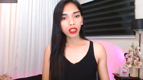 SENORITA online show from November 23, 2025, 3:34 pm