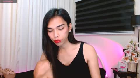 SENORITA online show from November 24, 2025, 5:18 am