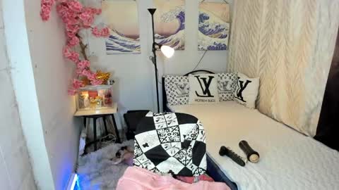 Snapshot of angelamorena chatting on May 16, 2026, 9:13 pm angelamorena online show from May 16, 2026, 9:13 pm