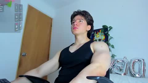 Snapshot of angelbennet_ chatting on July 20, 2026, 10:01 pm Angel Bennet online show from July 20, 2026, 10:01 pm