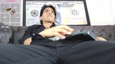 Snapshot of angelbianchi chatting on December 19, 2024, 8:13 pm Angel Bianchi online show from December 19, 2024, 8:13 pm
