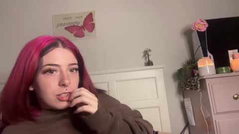 Snapshot of angelcak3s chatting on January 29, 2025, 12:13 pm venellope888 online show from January 29, 2025, 12:13 pm