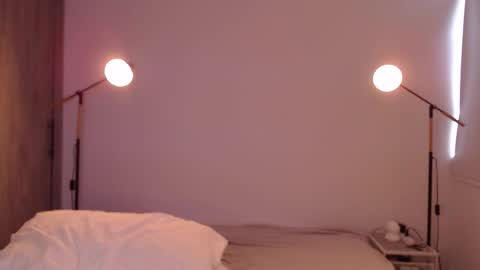 Angel online show from March 18, 2026, 7:39 pm