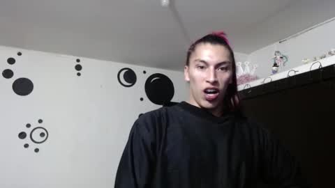 angele online show from March 5, 2025, 2:36 am