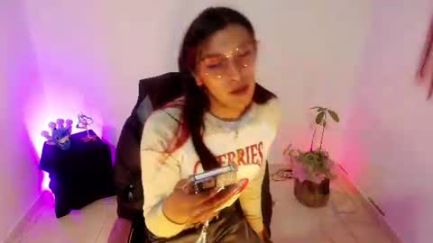 angele online show from June 24, 2026, 6:18 pm
