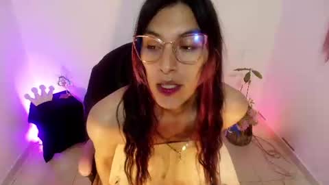 angele online show from July 14, 2026, 6:24 pm