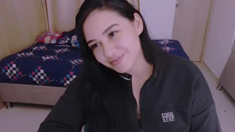Snapshot of angeleslinda chatting on December 8, 2024, 9:19 pm anastasia online show from December 8, 2024, 9:19 pm