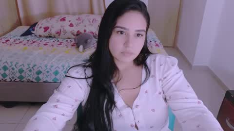 Snapshot of angeleslinda chatting on December 20, 2024, 12:19 am anastasia online show from December 20, 2024, 12:19 am