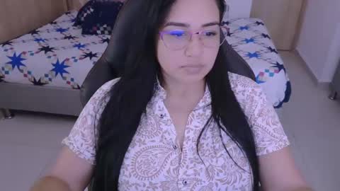 Snapshot of angeleslinda chatting on January 18, 2025, 7:37 pm anastasia online show from January 18, 2025, 7:37 pm
