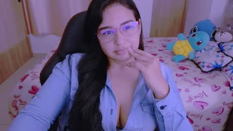 Snapshot of angeleslinda chatting on January 25, 2025, 6:35 pm anastasia online show from January 25, 2025, 6:35 pm