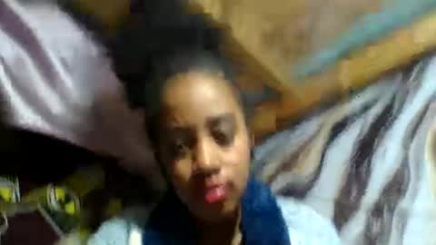 Angelettee online show from June 29, 2026, 11:21 am