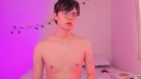 Snapshot of angelfiore chatting on November 4, 2025, 4:39 pm Angel Fiore online show from November 4, 2025, 4:39 pm