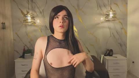 Angel Fiore online show from May 22, 2026, 4:08 am
