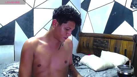 Snapshot of angelfloress18 chatting on October 13, 2025, 11:32 am AngelFlores online show from October 13, 2025, 11:32 am